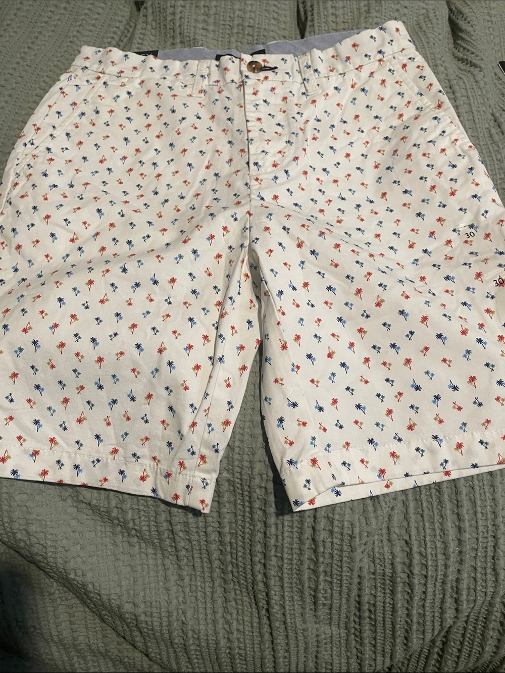 Tommy Hilfiger White Shorts with Red & Blue Palm Print